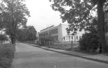 Rok 1977, końc&oacute;wka budowy szczecineckiego dworca PKS przy ulicy Kaszubskiej