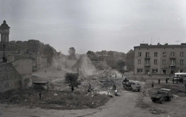 Rok 1973, rozbi&oacute;rka na ulicy Lipowej