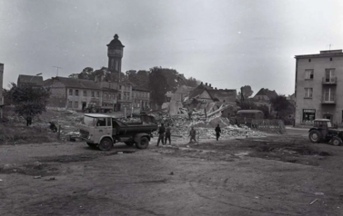 Rok 1973, rozbi&oacute;rka na ulicy Lipowej