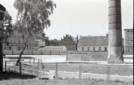 Plac Wolności i ZPT w latach 80. XX wieku, już po wyburzeniu zakładu
