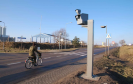 Ulica Pilska przy skrzyżowaniu z Bukową, jeszcze kilkanaście lat temu stał tu fotoradar