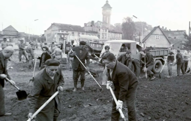 Rok 1973, rozbi&oacute;rka na ulicy Lipowej