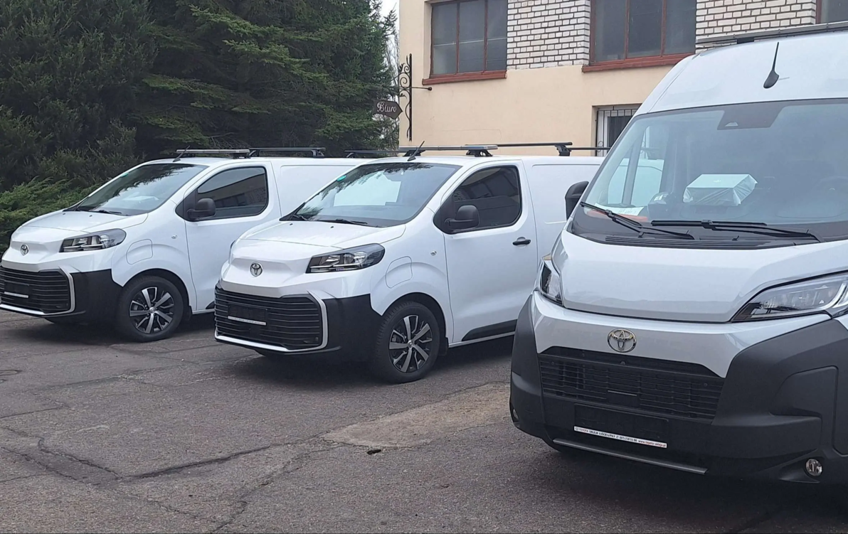 Zdjęcie do MEC Szczecinek z "elektrykami"