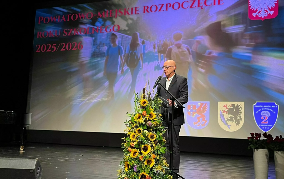 Zdjęcie do Czas wracać do nauki. Rok szkolny 2025/2026 oficjalnie rozpoczęty.