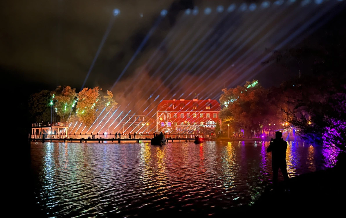 Zdjęcie do Feria barw i świateł - za nami pierwsza edycja Festiwalu Światła.