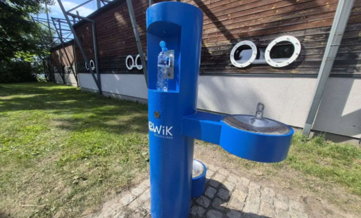 Zdjęcie do Wodny zdr&oacute;j w szczecineckim parku. Letnia inicjatywa PWiK