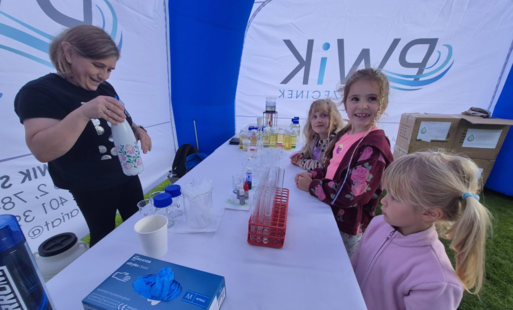 Zdjęcie do II Piknik Ekologiczny już za nami. Czasem słońce, czasem deszcz... 