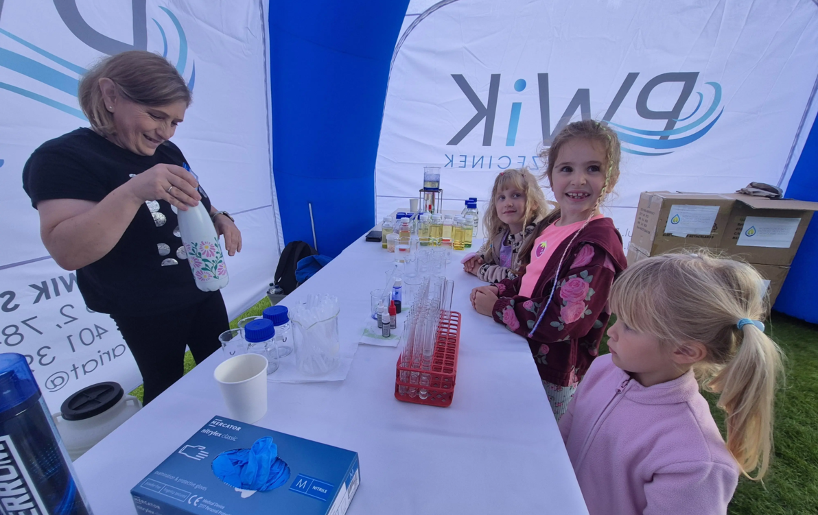 Zdjęcie do II Piknik Ekologiczny już za nami. Czasem słońce, czasem deszcz...