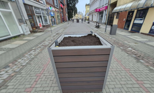 Zdjęcie do Szczecinecki deptak zazieleni się. Nowe donice i drzewa
