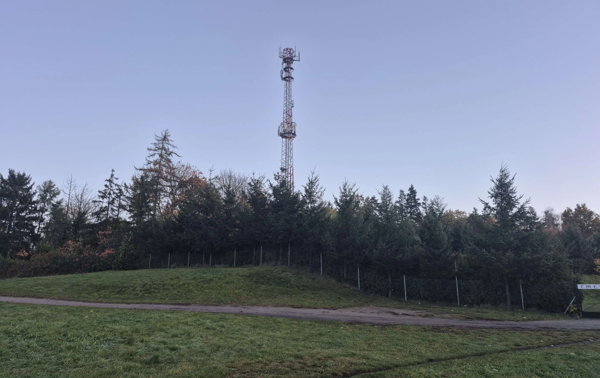 Zdjęcie do Szczecinek chce kupić działkę po dawnej stacji radiowej. Powstanie...