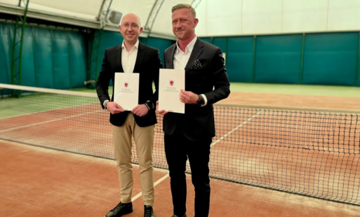 Zdjęcie do Marszałkowskie wsparcie na remont kort&oacute;w w Szczecinku