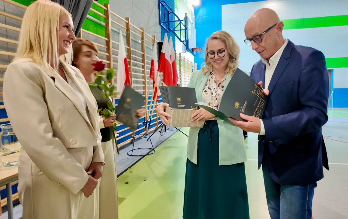 Zdjęcie do Rekordowe wydatki na oświatę! Nowy rok szkolny rozpoczęty