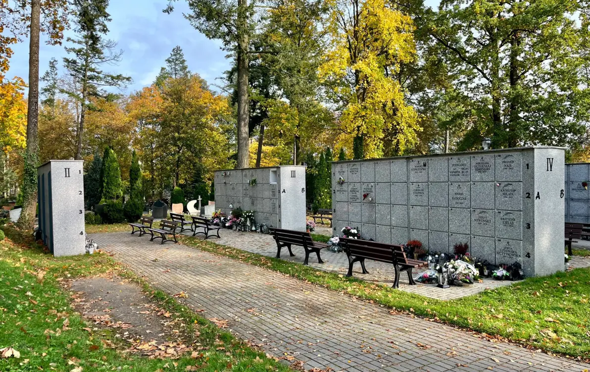 Zdjęcie do Cmentarz Komunalny w Szczecinku przygotowuje się na 1 listopada