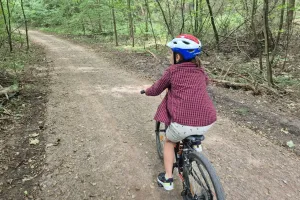 Szersza, wygodniejsza i bezpieczniejsza trasa wokół szczecineckiego jeziora 