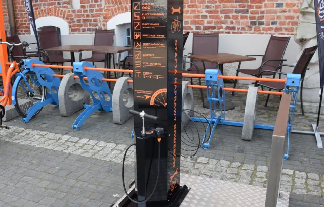Podobne rowerowe stacje naprawcze pojawią się wkrótce w Szczecinku
