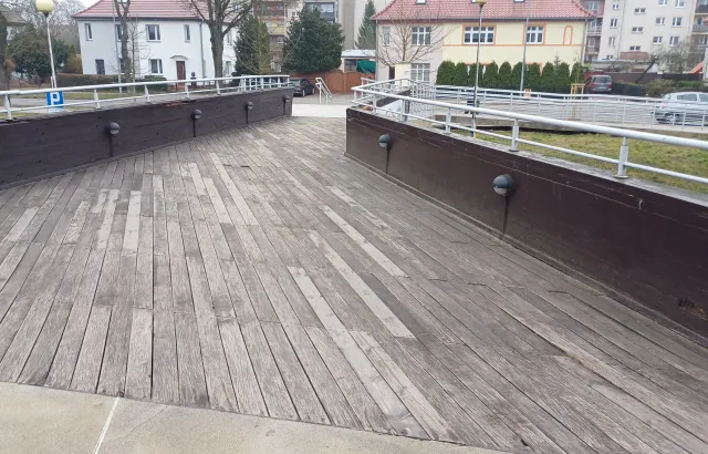 Za kilka miesięcy kładka będzie jak nowa 