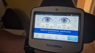 Przykładowy wynik badania wzroku na urządzeniu 