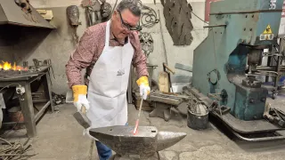 Wizyta w kuźni artystycznej Krzysztofa Wronowskiego 