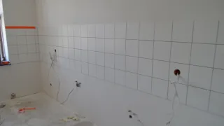 "Biały" montaż 
