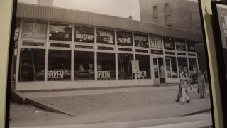 Fot. Wacław Relski z archiwum Mirosława Korkusa - Sklep Sezam przy ówczesnej ulicy 9 Maja, lata 70