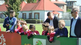 Zespół SP7 Szczecinek (czerwone) koszulki 